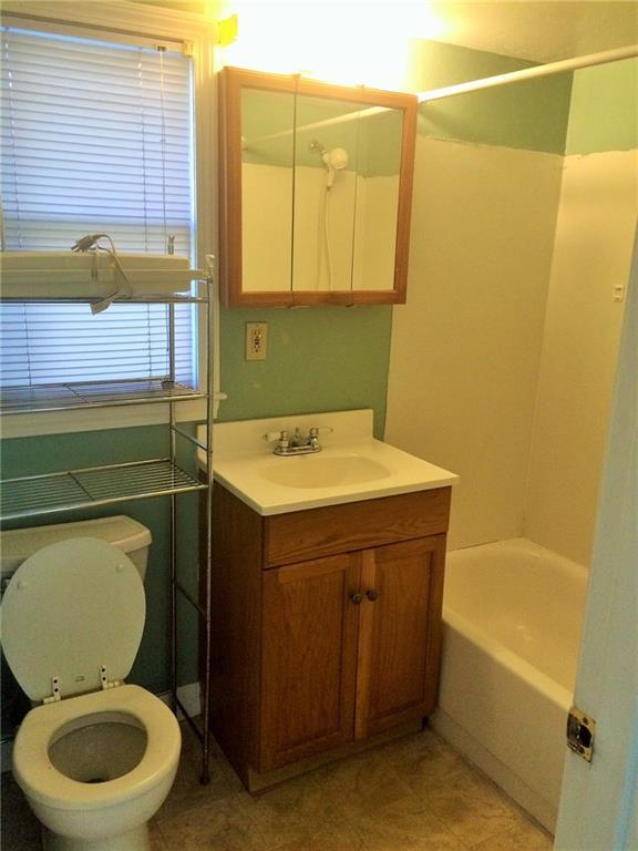 27 Minott Street, Unit 1 South Portland, ME 04106 - Photo 14 of 15 Photo