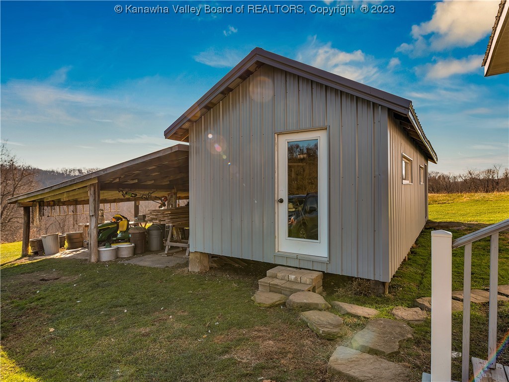 3095 Wolfe Run Road Belleville, WV 26133 - Photo 26 of 41 Gallery Image 26