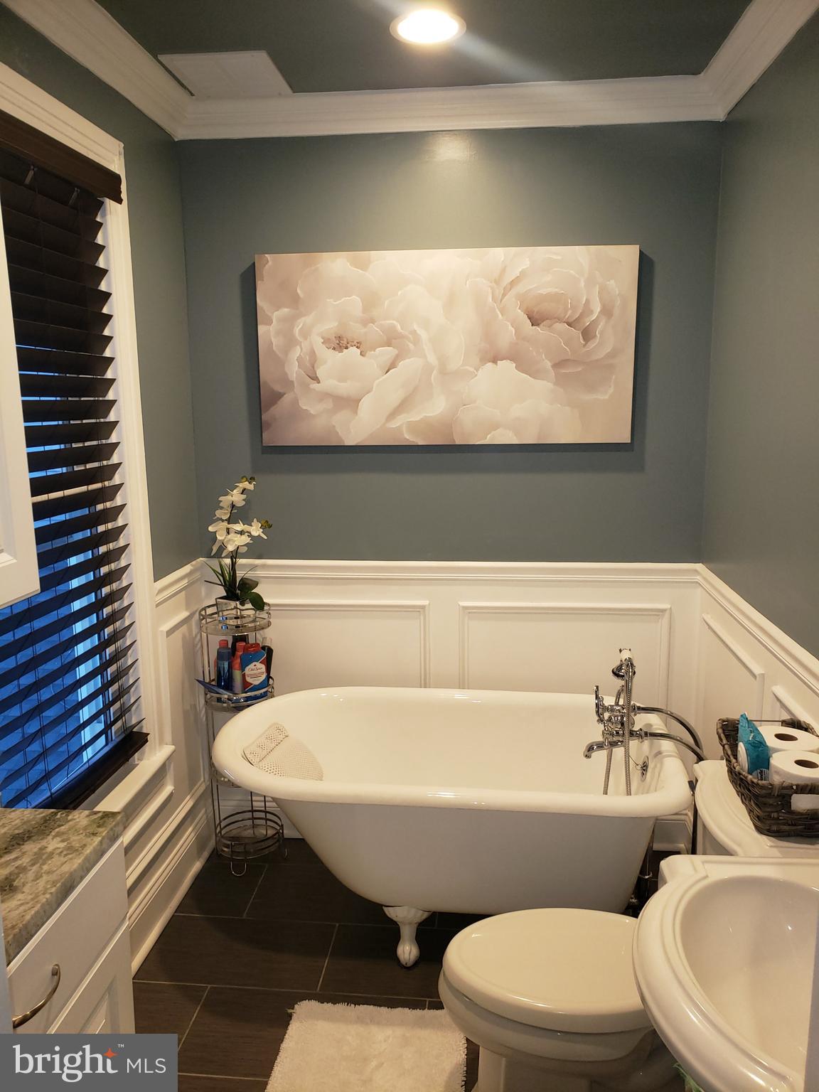 323 High Street Hanover, PA 17331 - Photo 9 of 22 Gallery Image 9