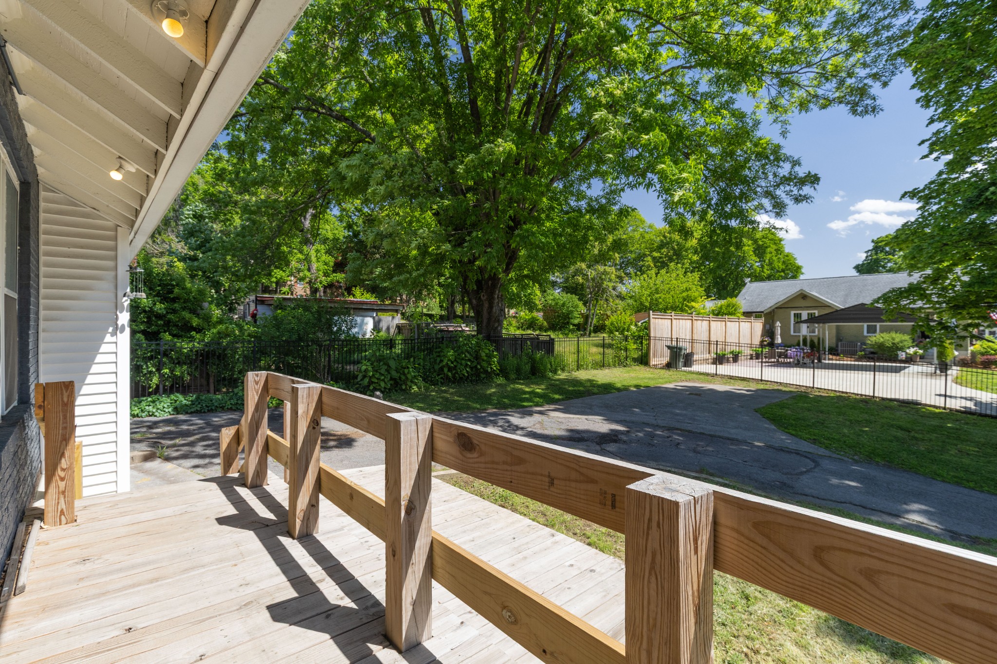 610 5th Avenue West Springfield, TN 37172 - Photo 33 of 45
