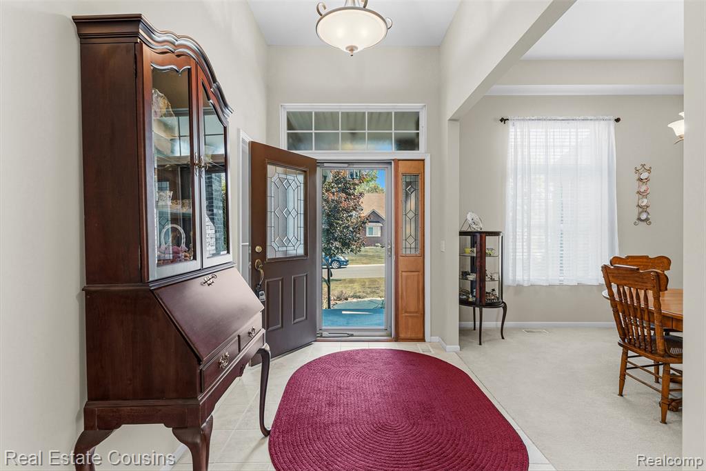 4344 Oak Tree Court Fenton, MI 48430 - Photo 4 of 31