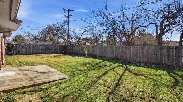 $199,900 | 773 Parkview Drive, Burleson, TX 76028