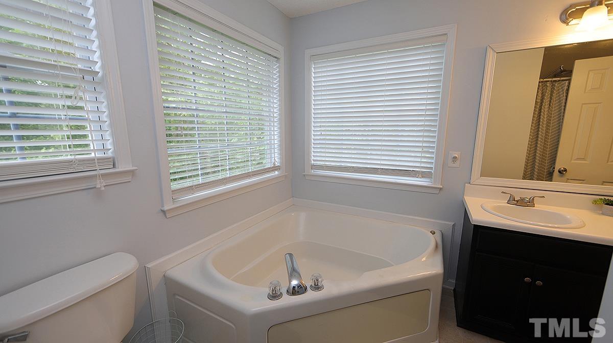 8504 Rockcliff Road Raleigh, NC 27603 - Photo 21 of 31 Gallery Image 21