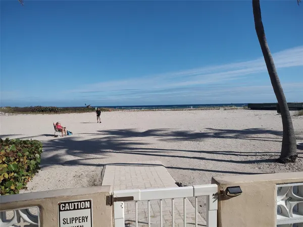 $3,400 | 1012 North Ocean Boulevard, Unit 602, Pompano Beach, FL 33062