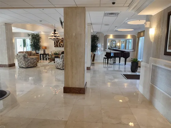 $3,400 | 1012 North Ocean Boulevard, Unit 602, Pompano Beach, FL 33062
