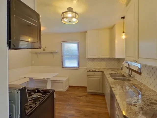 $2,009 | 16377 Duluth Avenue Southeast, Prior Lake, MN 55372