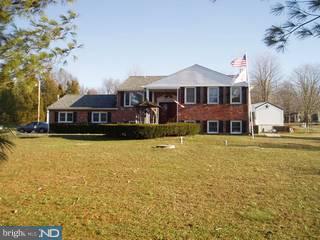 1231 7 Corner Road, Unit H Perkasie, PA 18944 - Photo 1 of 6