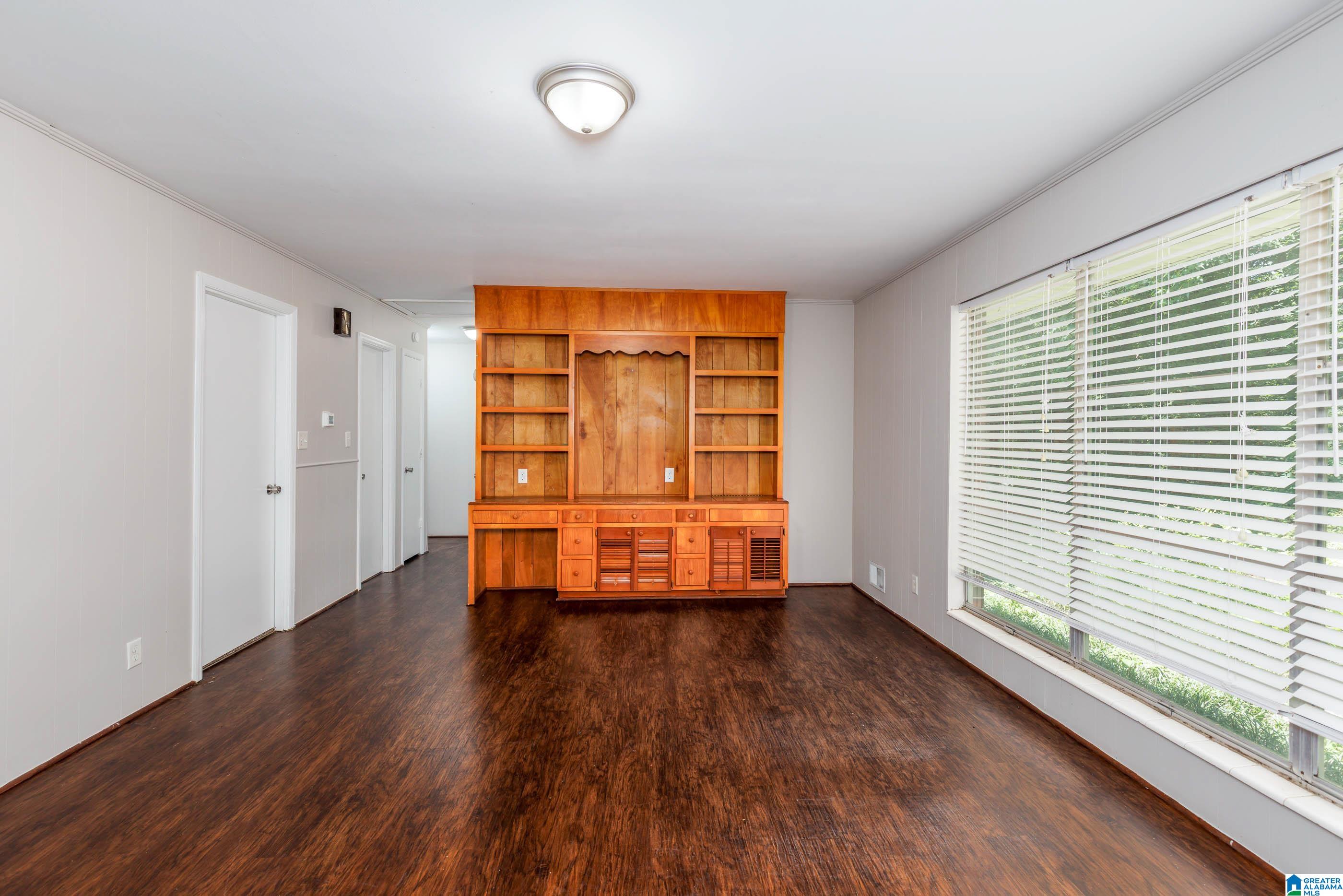 923 McDonald Chapel Road Birmingham, AL 35224 - Photo 2 of 35
