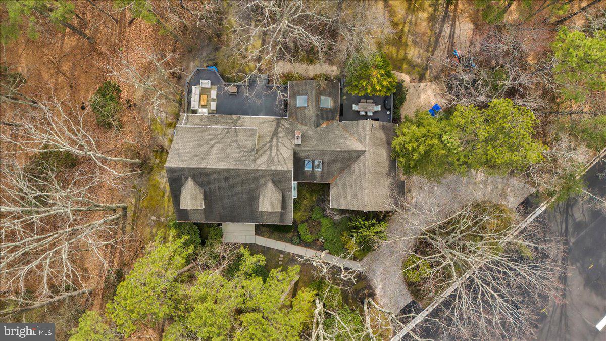 128 Bortons Road Marlton, NJ 08053 - Photo 37 of 48 a aerial view of a house with a yard and large trees