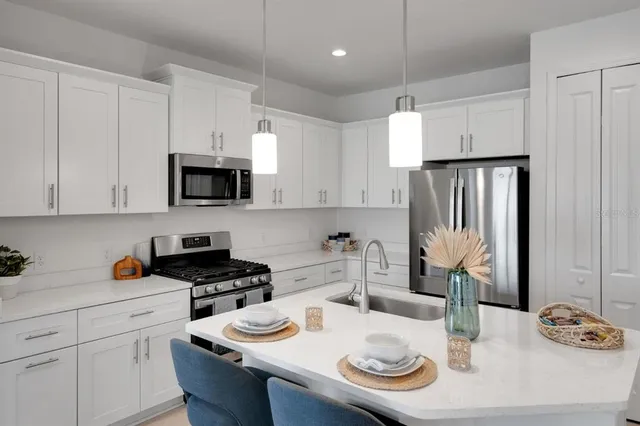 $2,595 | 2531 Beachcomber Inlt Loop, Unit CRYSTAL SAND, Lakewood Ranch, FL 34211