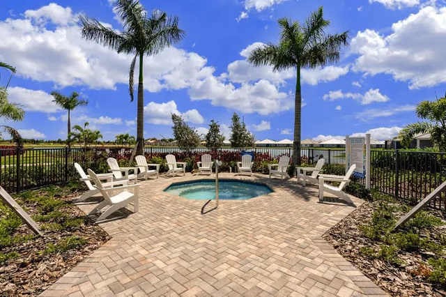 $2,595 | 2531 Beachcomber Inlt Loop, Unit CRYSTAL SAND, Lakewood Ranch, FL 34211