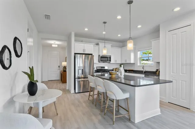 $2,595 | 2531 Beachcomber Inlt Loop, Unit CRYSTAL SAND, Lakewood Ranch, FL 34211