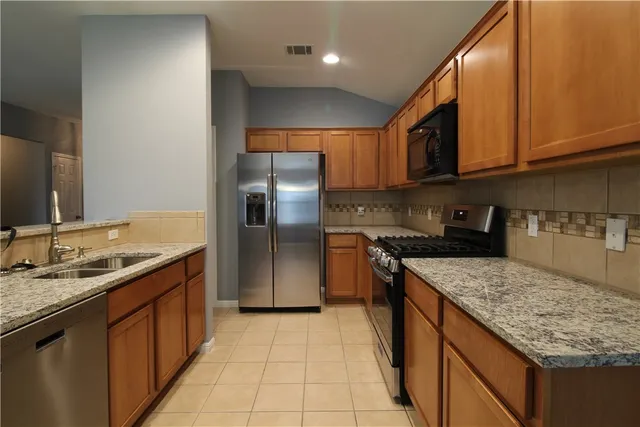 $1,950 | 11505 Oltons Bluff Cove, Austin, TX 78754