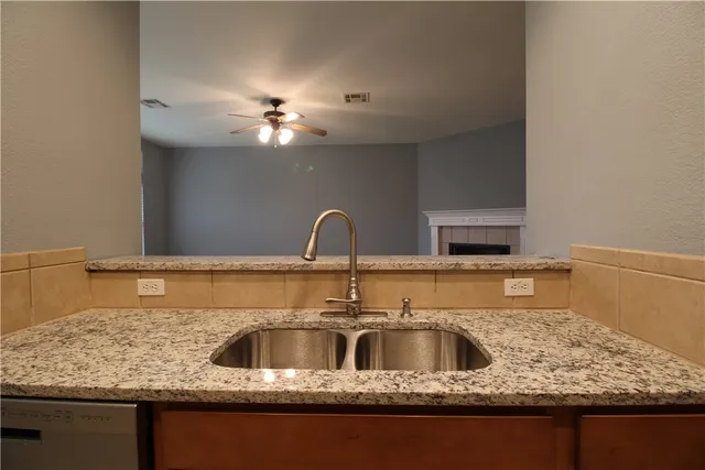 $1,950 | 11505 Oltons Bluff Cove, Austin, TX 78754