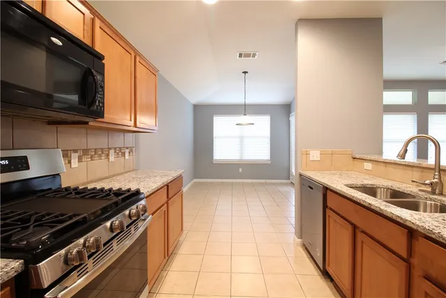 $1,950 | 11505 Oltons Bluff Cove, Austin, TX 78754