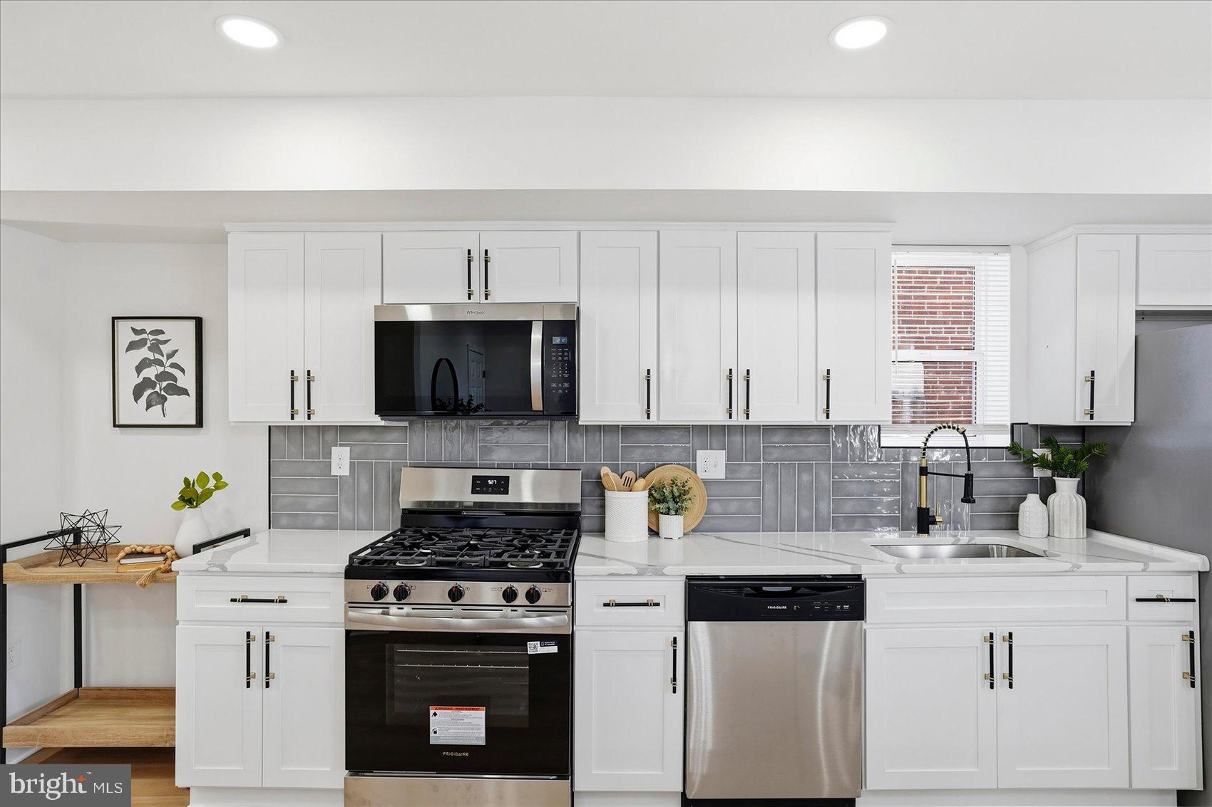 916 Calwell Road Baltimore, MD 21229 - Photo 18 of 36 Gallery Image 18
