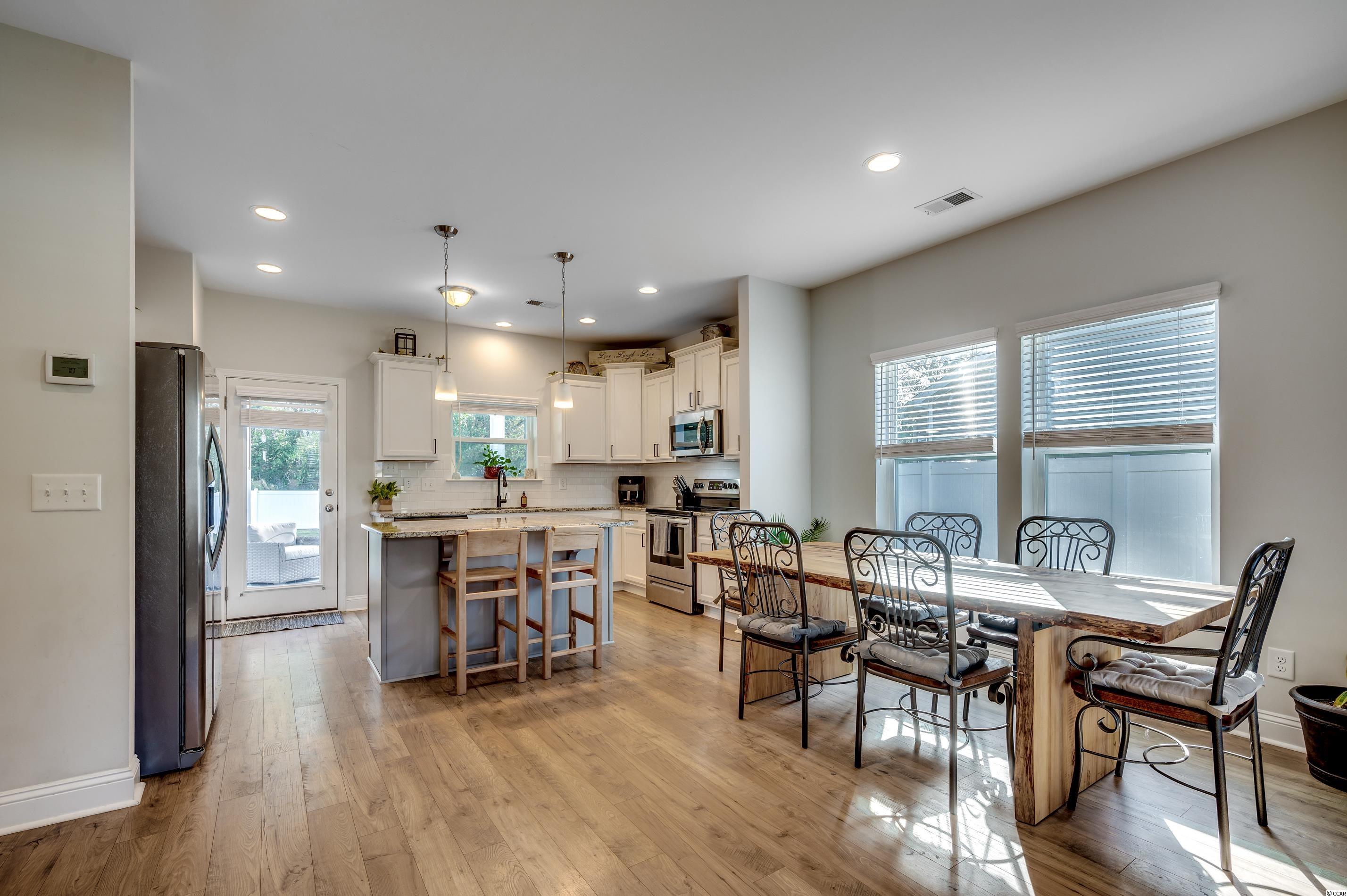 386 Dunbarton Lane Conway, SC 29526 - Photo 8 of 38 Gallery Image 8