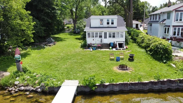 $2,000,000 | N28W26972 Woodland Drive, Pewaukee, WI 53072