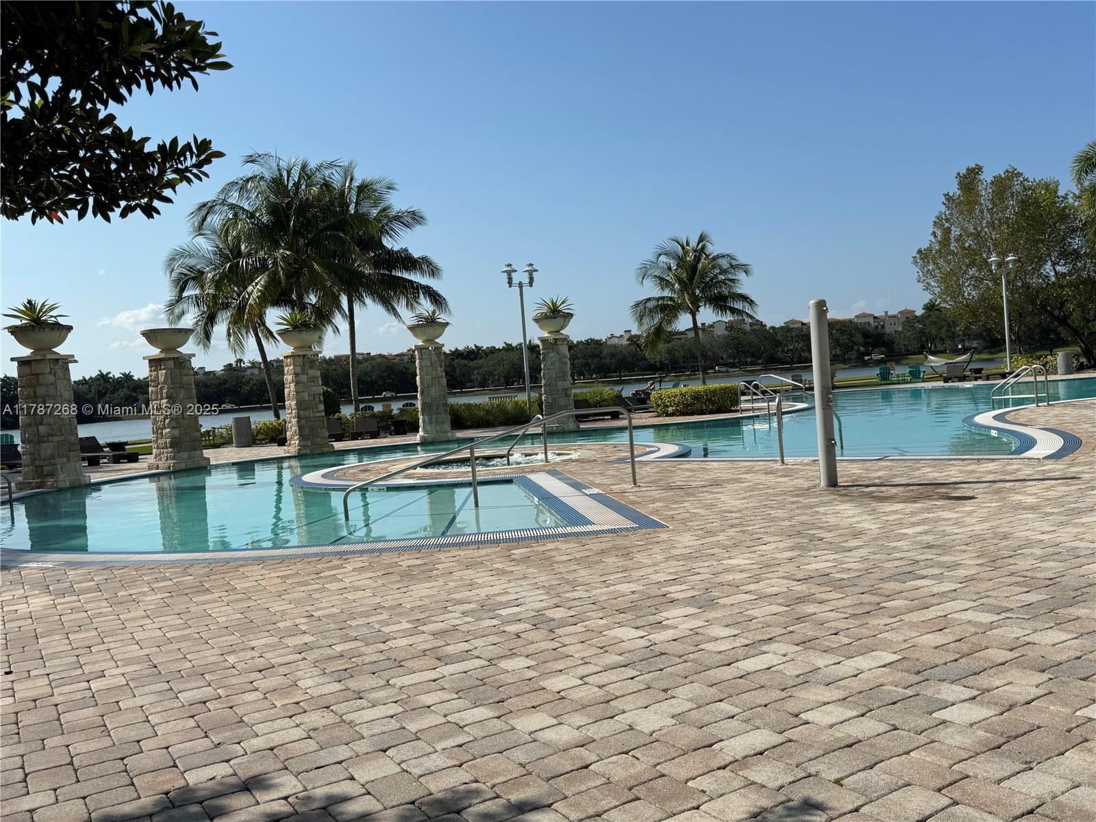 2681 North Flamingo Road, Unit TH4S Sunrise, FL 33323 - Photo 25 of 27