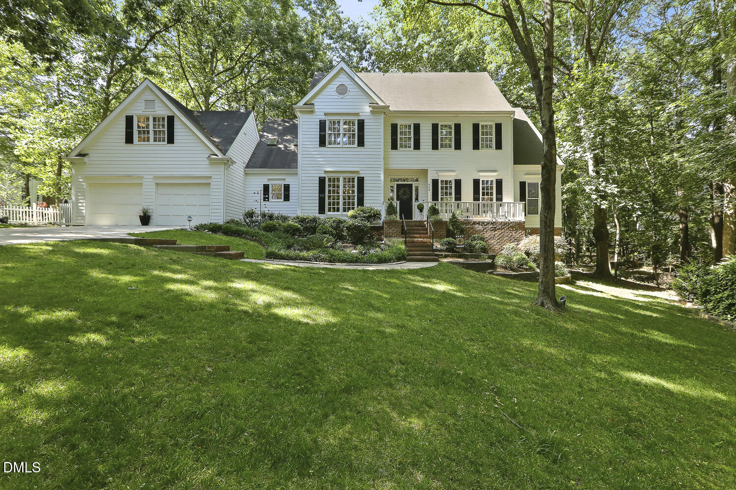 429 Grosvenor Drive Raleigh, NC 27615 - Photo 4 of 95
