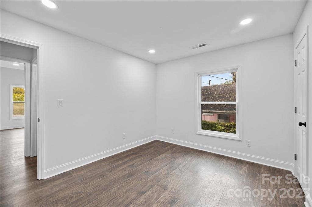 332 East Dunlap Street Lancaster, SC 29720 - Photo 20 of 31