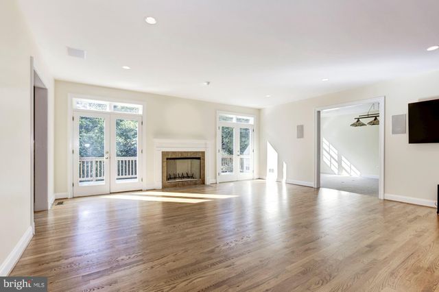 $1,600,000 | 5431 Mohican Road, Bethesda, MD 20816