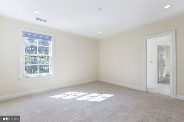 $1,600,000 | 5431 Mohican Road, Bethesda, MD 20816