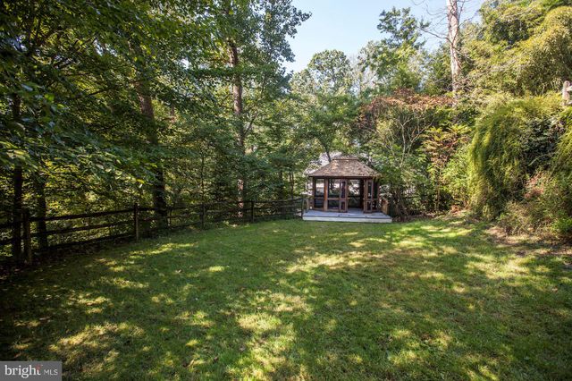 $1,600,000 | 5431 Mohican Road, Bethesda, MD 20816