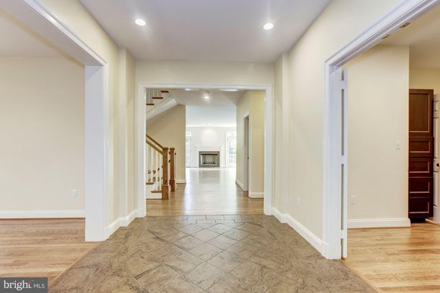 $1,600,000 | 5431 Mohican Road, Bethesda, MD 20816