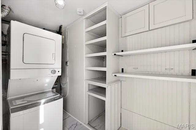 $170,000 | 202 Monica Drive, Sunset Hills, MO 63127