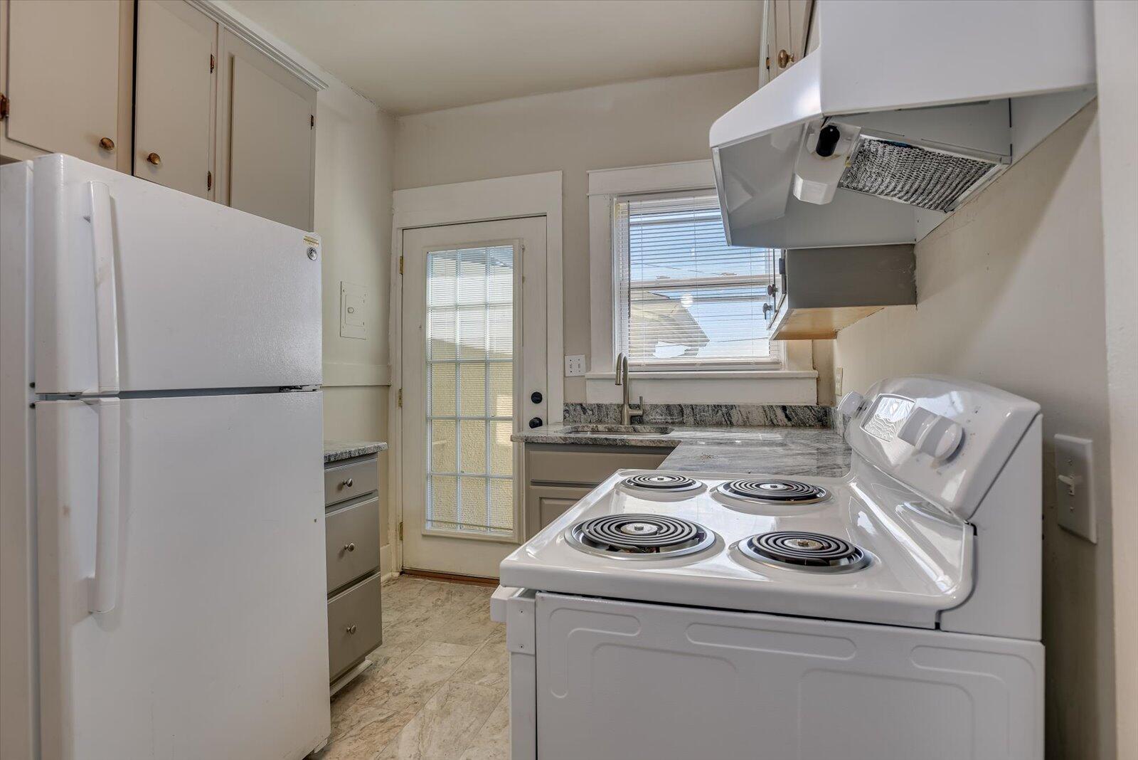 1011 Georgia Avenue, Unit 2 North Augusta, SC 29841 - Photo 9 of 17 09-109