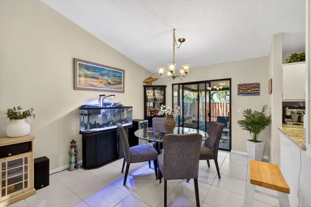 $559,900 | 154 Rosewood Circle, Jupiter, FL 33458
