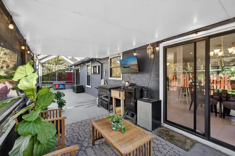 a view of outdoor space