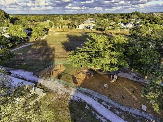 $559,900 | 154 Rosewood Circle, Jupiter, FL 33458