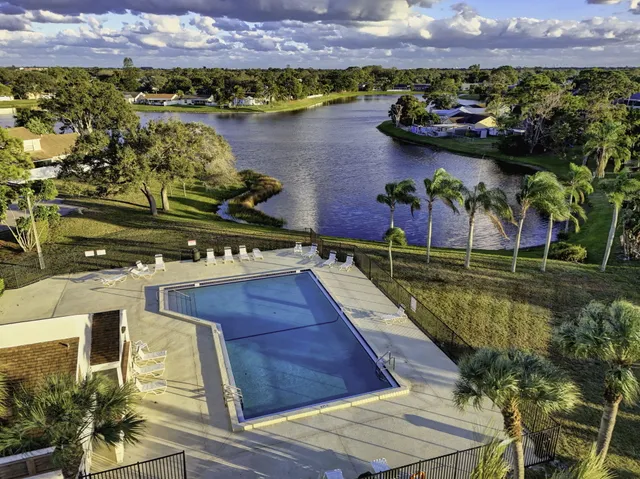 $559,900 | 154 Rosewood Circle, Jupiter, FL 33458