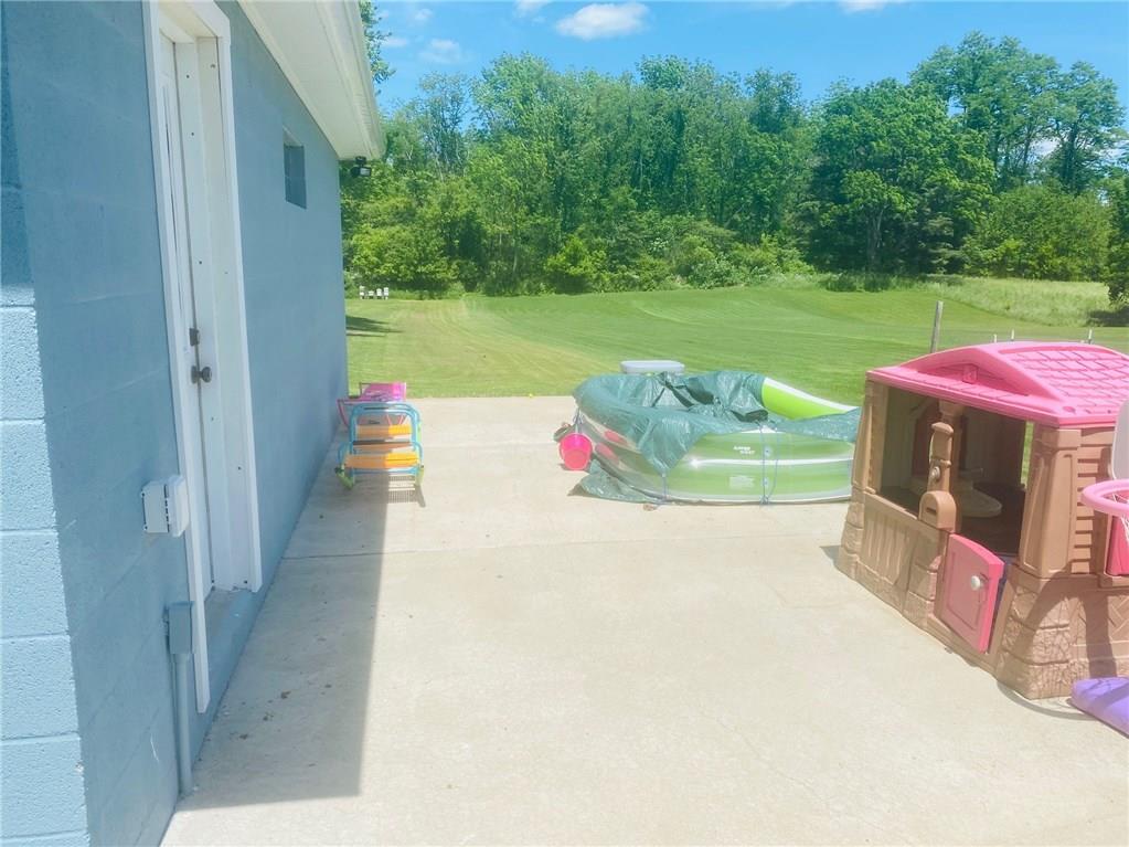 1523 Old Butler Road New Castle, PA 16101 - Photo 14 of 18