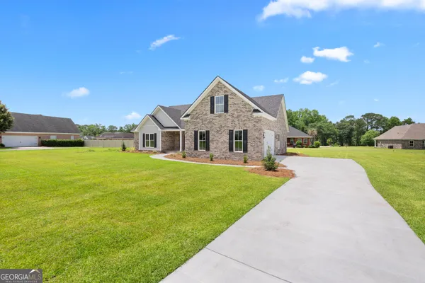 $434,000 | 10 Honeysuckle Drive, Claxton, GA 30417