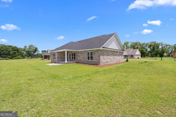 $434,000 | 10 Honeysuckle Drive, Claxton, GA 30417