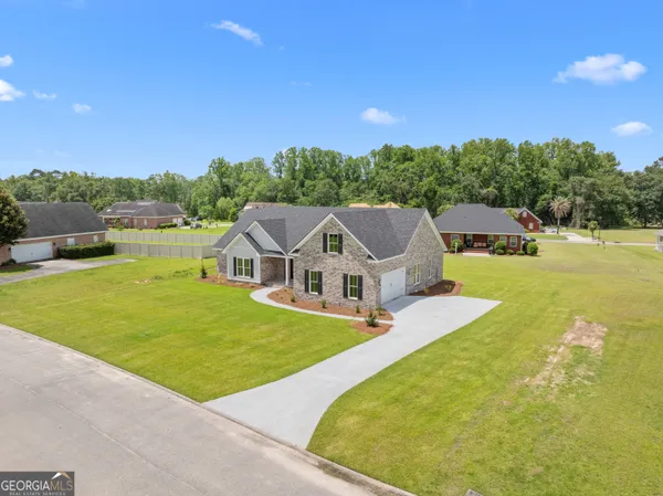 $434,000 | 10 Honeysuckle Drive, Claxton, GA 30417