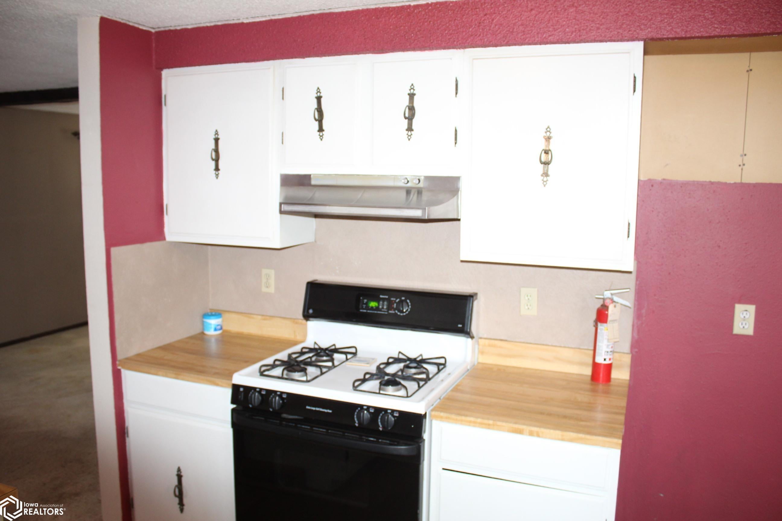 10551 Dysart Road Waterloo, IA 50701 - Photo 25 of 33 Gallery Image 25