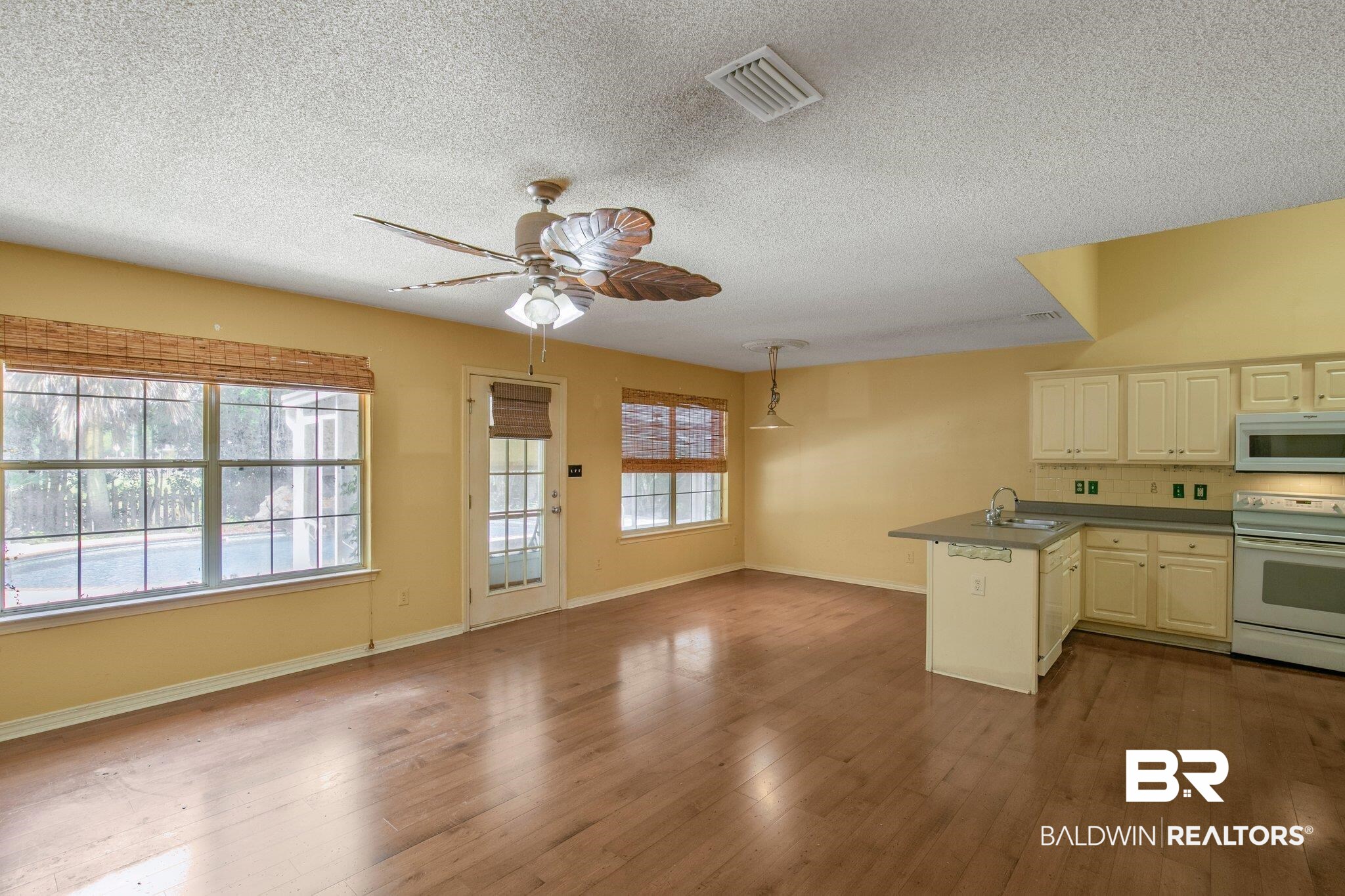 120 Kemper Lane Fairhope, AL 36532 - Photo 9 of 23
