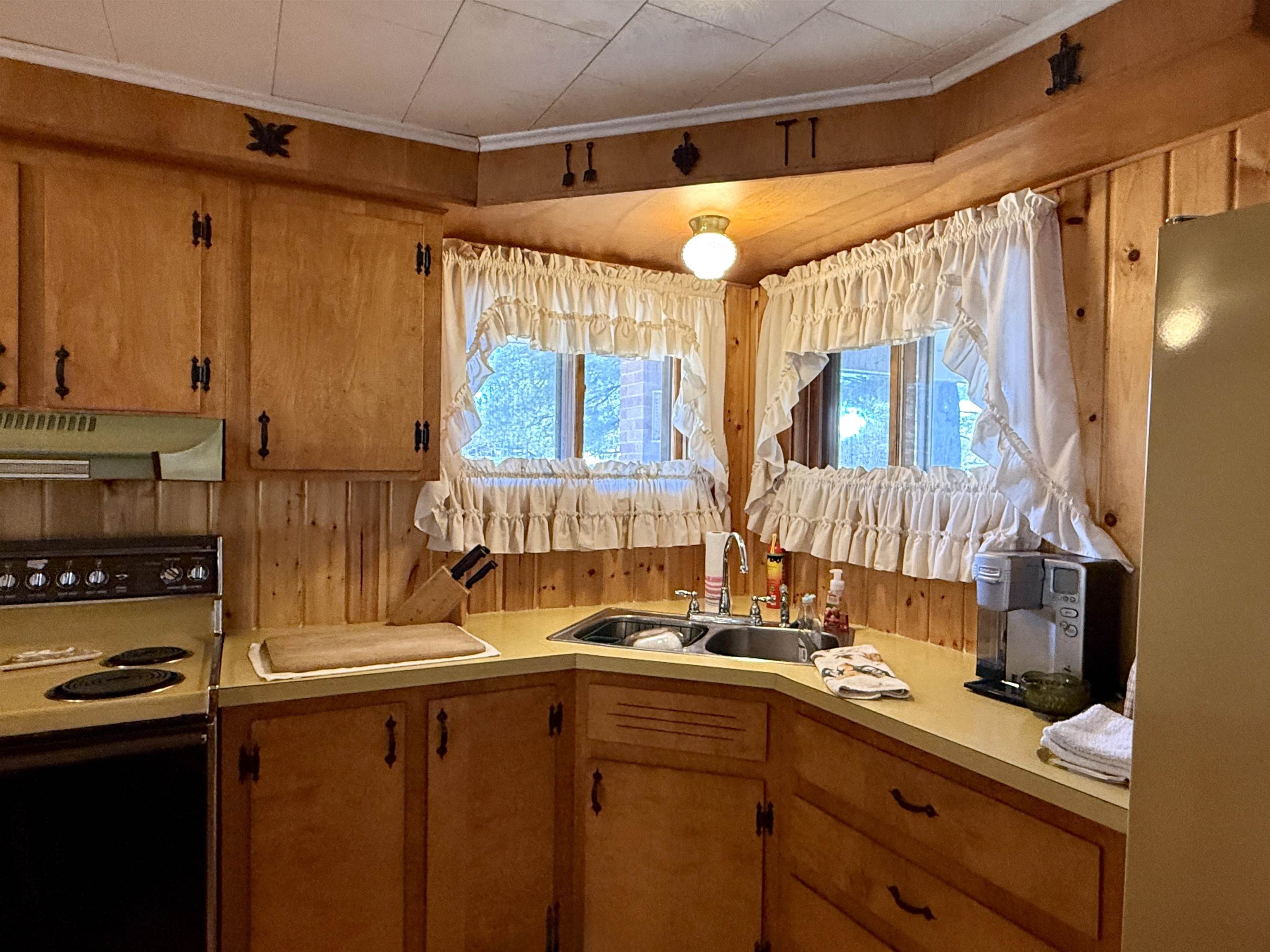 4508 Mohawk Trail Gladwin, MI 48624 - Photo 15 of 57
