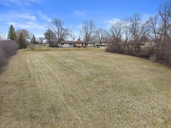 $484,900 | 5826 Sugarbush Lane, Greendale, WI 53129