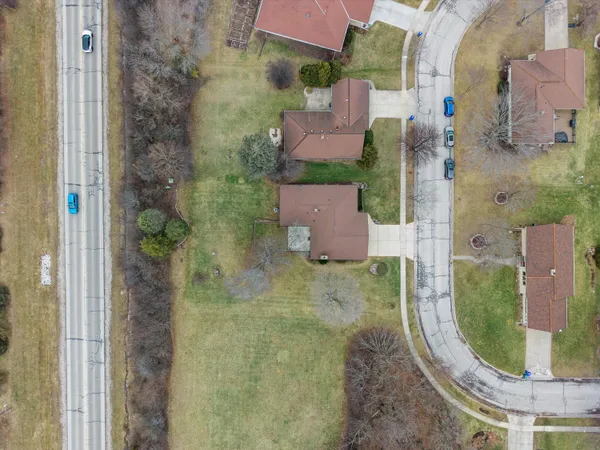 $484,900 | 5826 Sugarbush Lane, Greendale, WI 53129