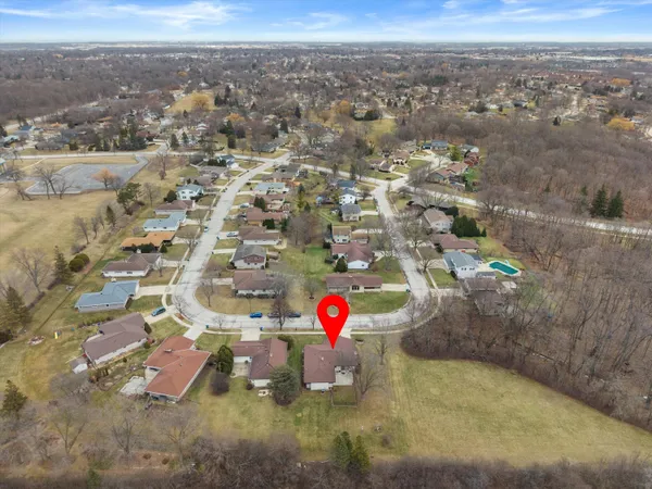 $484,900 | 5826 Sugarbush Lane, Greendale, WI 53129