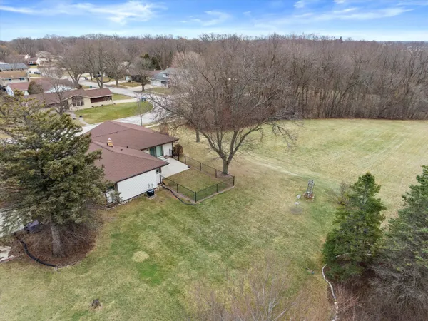 $484,900 | 5826 Sugarbush Lane, Greendale, WI 53129