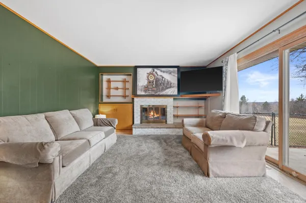 $484,900 | 5826 Sugarbush Lane, Greendale, WI 53129