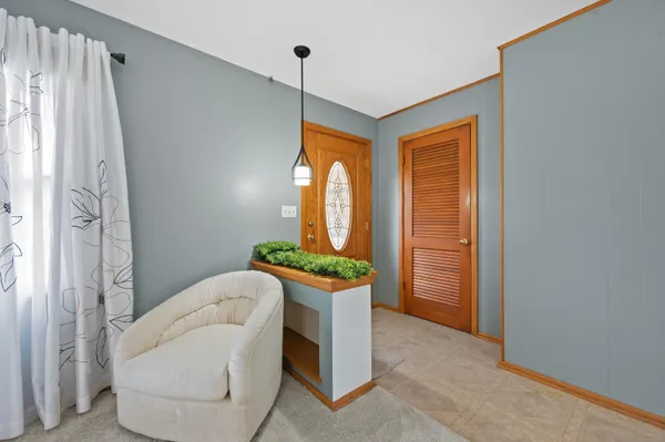 $484,900 | 5826 Sugarbush Lane, Greendale, WI 53129