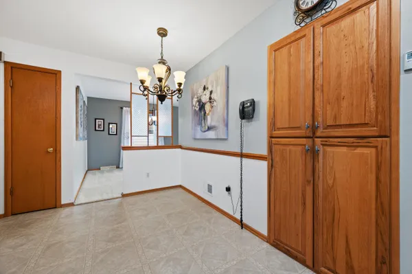 $484,900 | 5826 Sugarbush Lane, Greendale, WI 53129