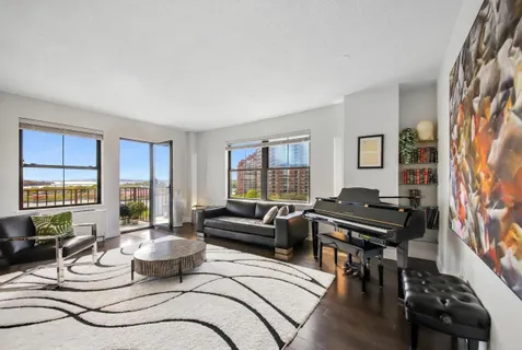 $1,950,000 | 1 Greene Street, Unit 6012, Jersey City, NJ 07302